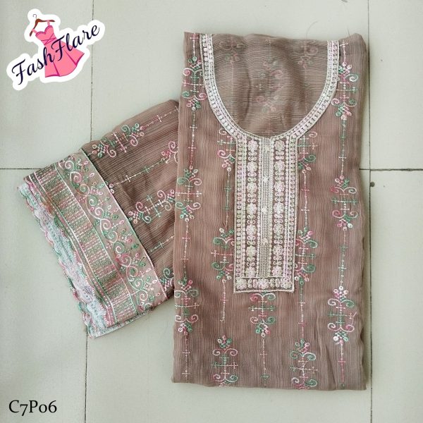 #Viral #TrendingNow #FYP #Explore #FacebookReels #ReelsIndia #OnLoop #SalwarKameez #EthnicWear #DesiFashion #PakistaniFashion #DesiOutfits #FashionForYou #CottonCollection #DailyWear #EmbroideredStyle #OutfitOfTheDay