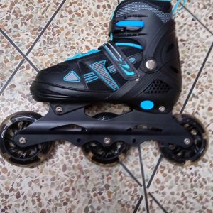 Skating Shoe 100mm 3 Wheel