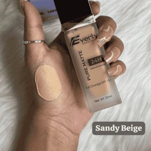 Everly Matte Foundation