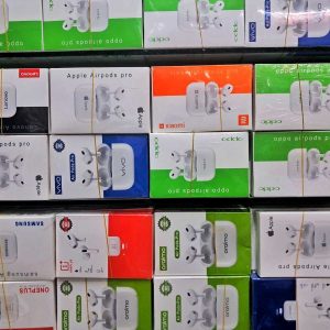 সকল Bluetooth Airbuds , Vivo, Tecno, Mi, Realme, apple, Samsung, Orimo, one plus, যেটা নিবেন নোটে লিখে দিবেন